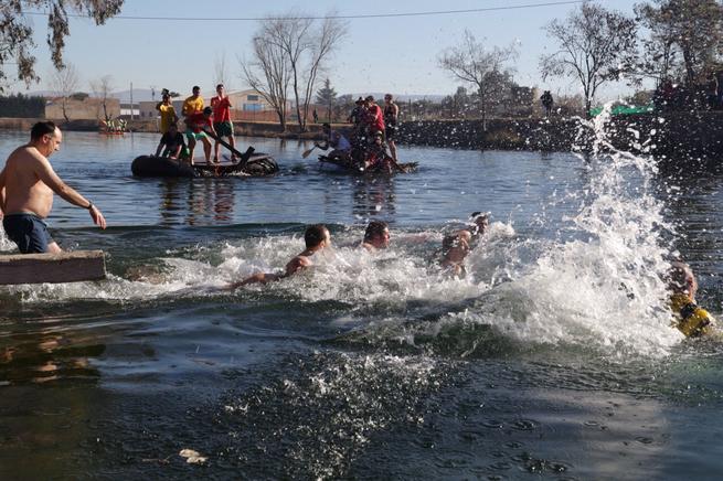 El Robledo ya se prepara para despedir el año con el tradicional chapuzón en el Bullaque El Robledo ya se prepara para despedir el año con el tradicional chapuzón en el Bullaque