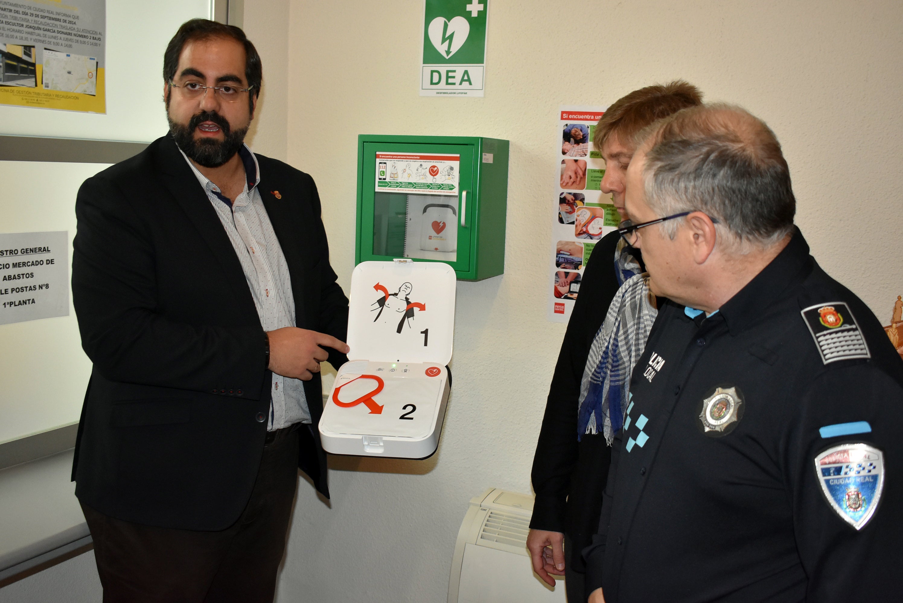 8 nuevos desfibriladores para una Ciudad Real Cardioprotegida 8 nuevos desfibriladores para una Ciudad Real Cardioprotegida