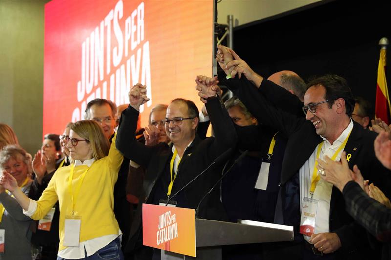 Elsa Artadi (JuntsxCat) descarta investir a Junqueras como presidente Elsa Artadi (JuntsxCat) descarta investir a Junqueras como presidente