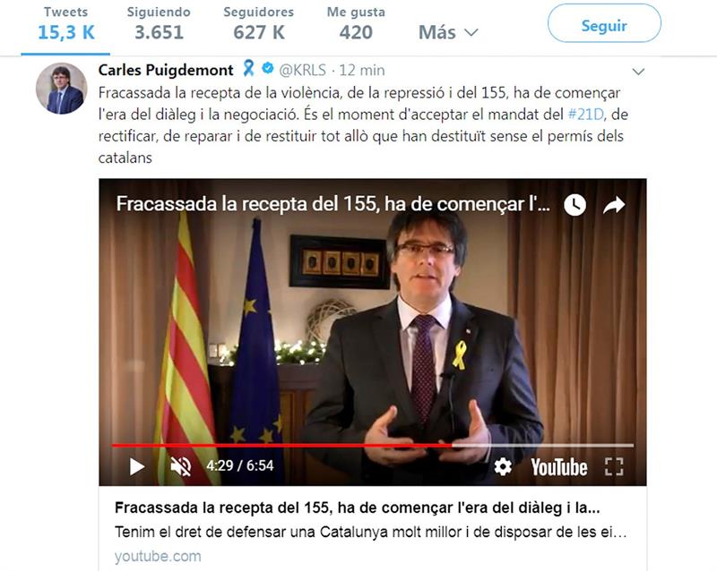 Puigdemont exige a Rajoy "aceptar" el resultado del 21-D y negociar con el "legítimo Govern" Puigdemont exige a Rajoy "aceptar" el resultado del 21-D y negociar con el "legítimo Govern"