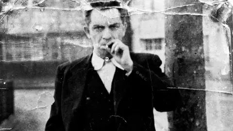 Manuel Chaves Nogales Manuel Chaves Nogales