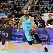 Juan Carlos Navarro entra a canasta Juan Carlos Navarro entra a canasta
