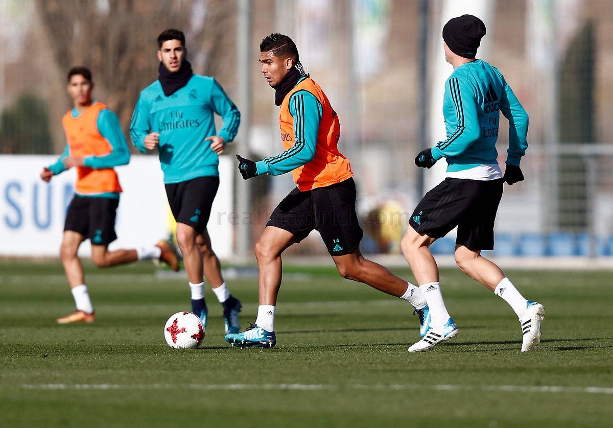 El Real Madrid empieza a preparar el partido del PSG con Dani Ceballos casi listo El Real Madrid empieza a preparar el partido del PSG con Dani Ceballos casi listo