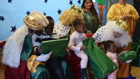 Los Reyes Magos de Elche Acoge entregar&aacute;n sus juguetes a m&aacute;s de 140 ni&ntilde;os