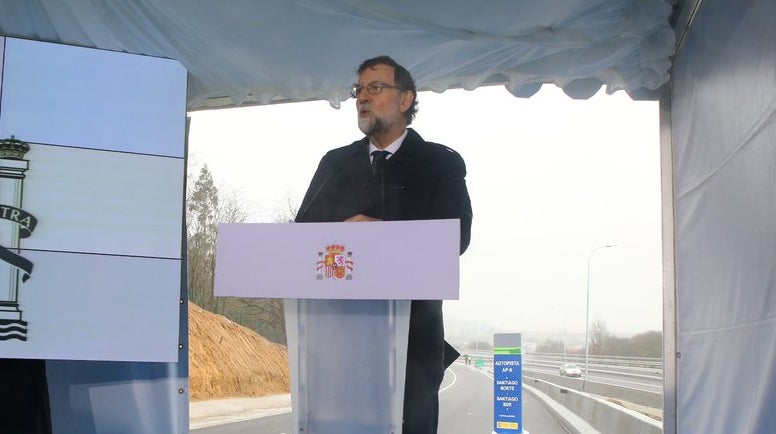 Rajoy considera los datos del paro de 2017 un estímulo para seguir avanzando Rajoy considera los datos del paro de 2017 un estímulo para seguir avanzando