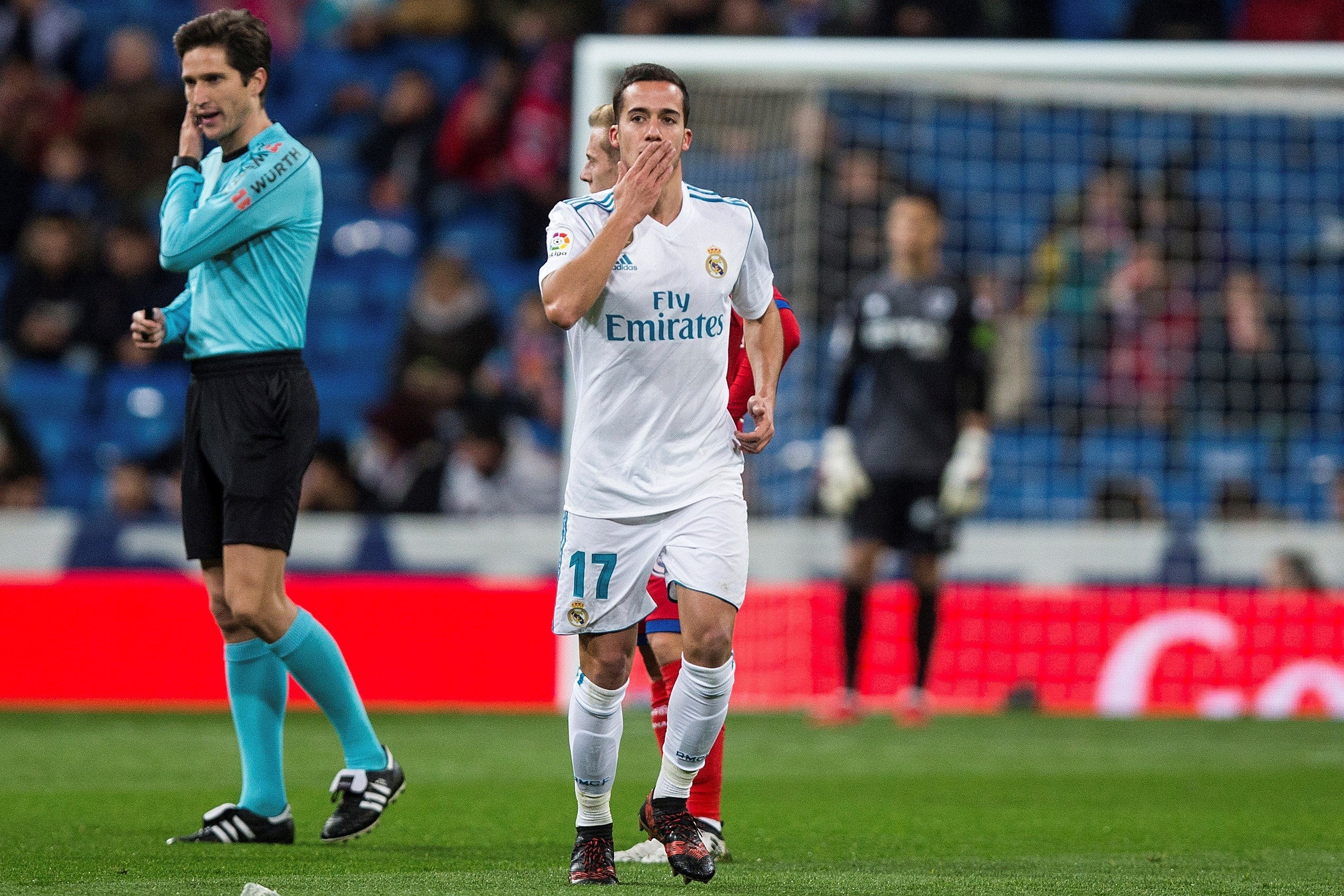 El Real Madrid empata con el Numancia y pasa a los cuartos de final El Real Madrid empata con el Numancia y pasa a los cuartos de final