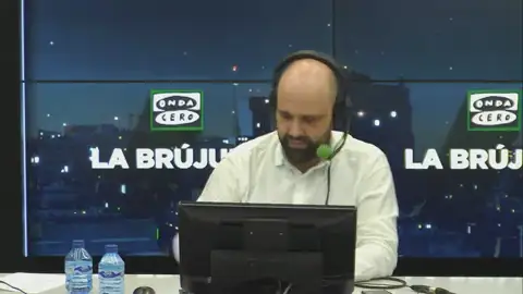 La entrada de David del Cura: "Puigdemont se va quedando física y telemáticamente solo" La entrada de David del Cura: "Puigdemont se va quedando física y telemáticamente solo"