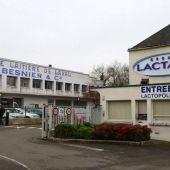 Un edificio de la empresa Lactalis