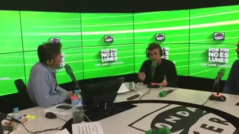 Arkano improvisa un rap en directo en Por fin no es lunes