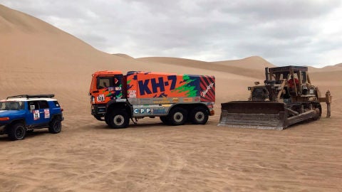 Equipo KH7 sport en el Dakar