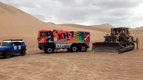 Equipo KH7 sport en el Dakar Equipo KH7 sport en el Dakar
