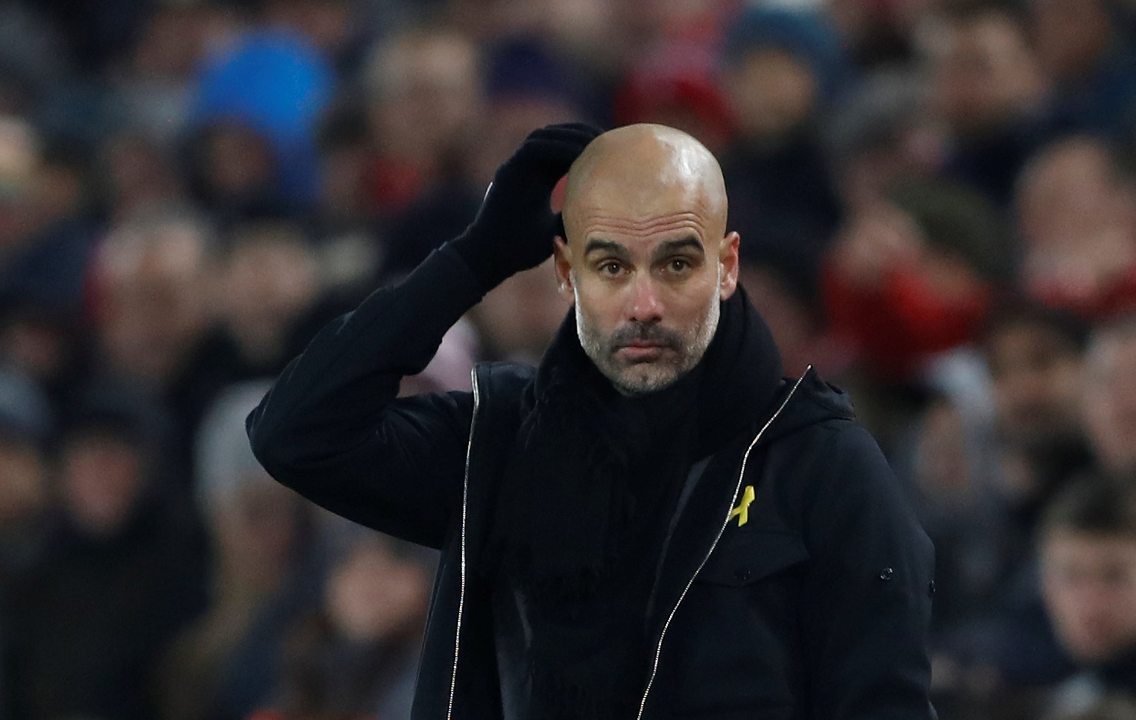 La Federación inglesa multa a Guardiola con 22.500 euros por lucir el lazo amarillo La Federación inglesa multa a Guardiola con 22.500 euros por lucir el lazo amarillo