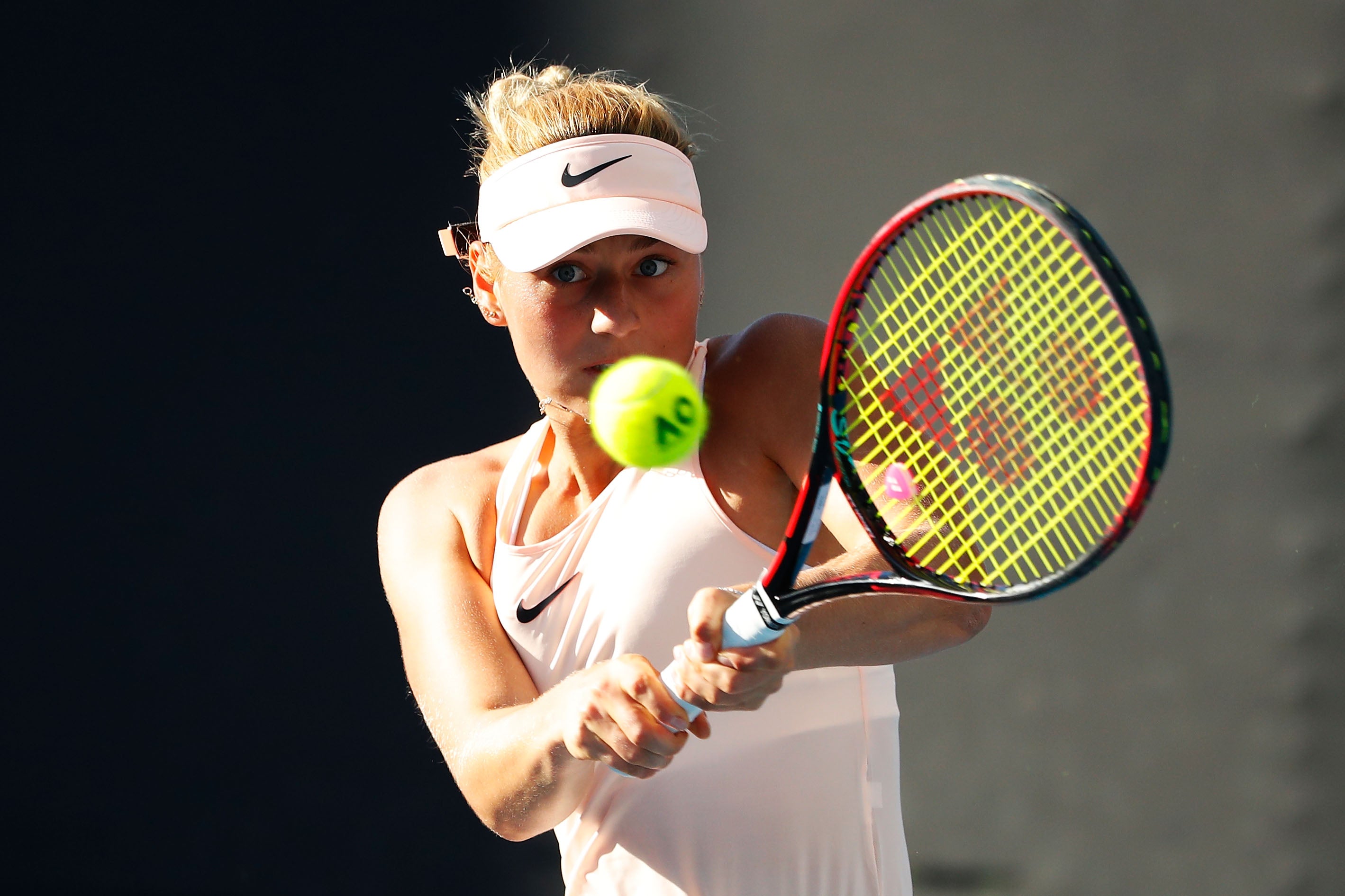 Marta Kostyuk, la joven ucraniana de 15 años que ha llegado al Open de Australia Marta Kostyuk, la joven ucraniana de 15 años que ha llegado al Open de Australia