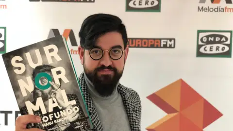 Manu Sánchez Presenta su primer libro