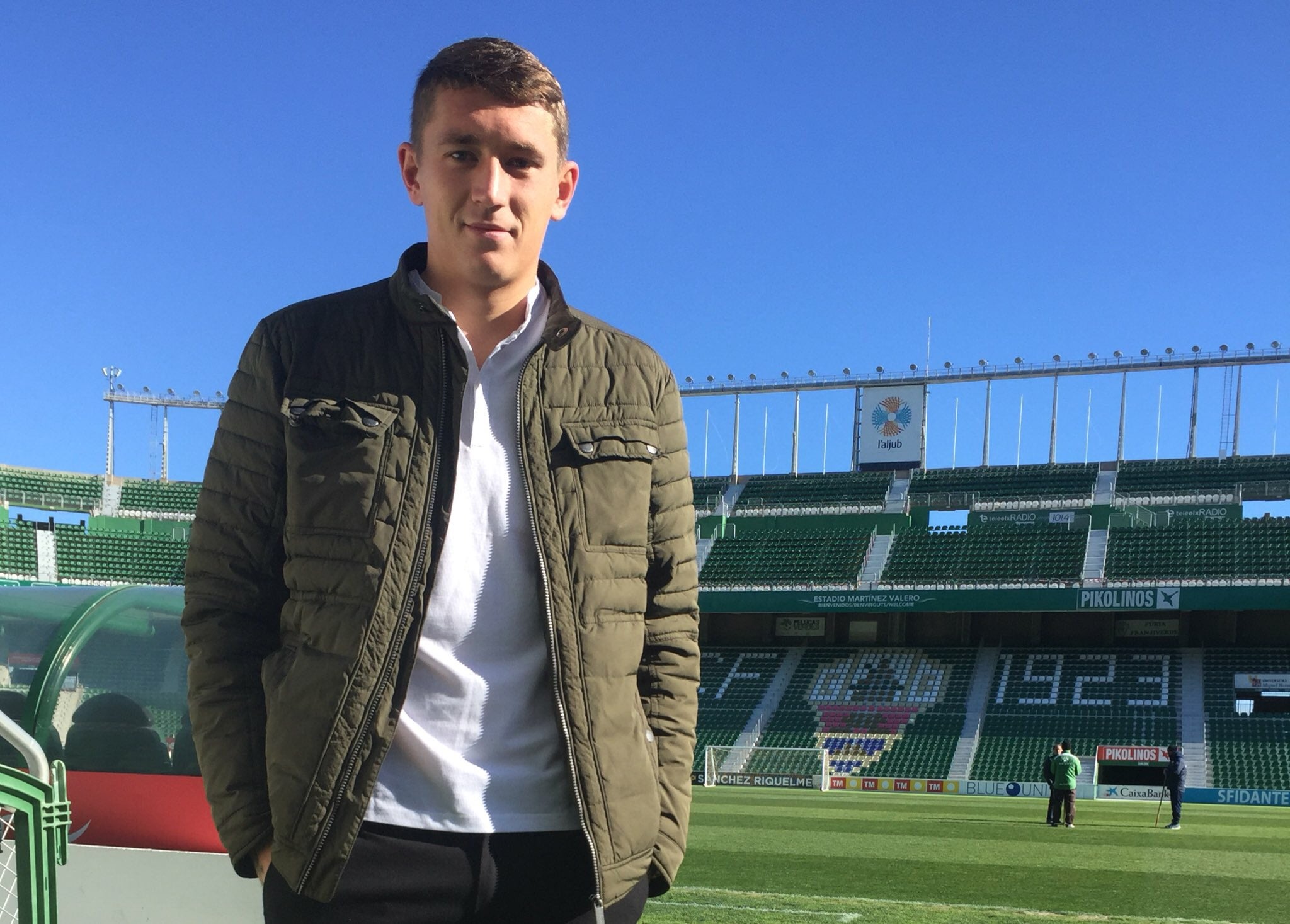 Zotko puede estrenar la operación salida en el Elche con destino a Lleida Zotko puede estrenar la operación salida en el Elche con destino a Lleida