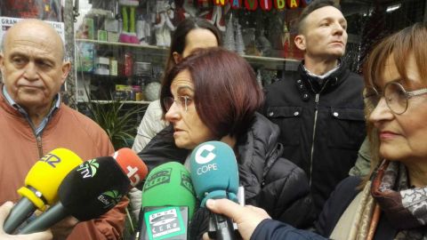 Comerciantes de la calle Alm&oacute;rida de Elche