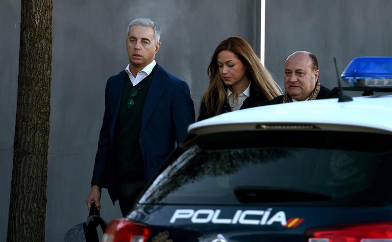 El Gabinete: Costa culpa a Camps y al PP de la financiación ilegal El Gabinete: Costa culpa a Camps y al PP de la financiación ilegal