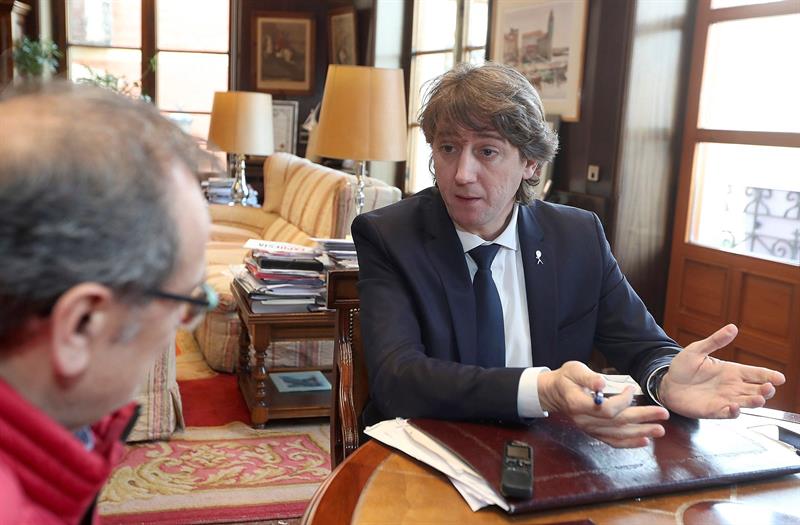 Carlos Martínez: "Soria puede ser uno de los enfermos más graves en cuanto a despoblación pero es un problema común de España y de Europa" Carlos Martínez: "Soria puede ser uno de los enfermos más graves en cuanto a despoblación pero es un problema común de España y de Europa"
