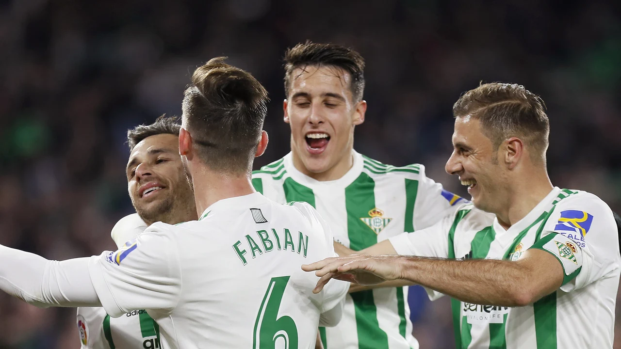 Los jugadores del Betis celebran el 3-2 ante el Leganés