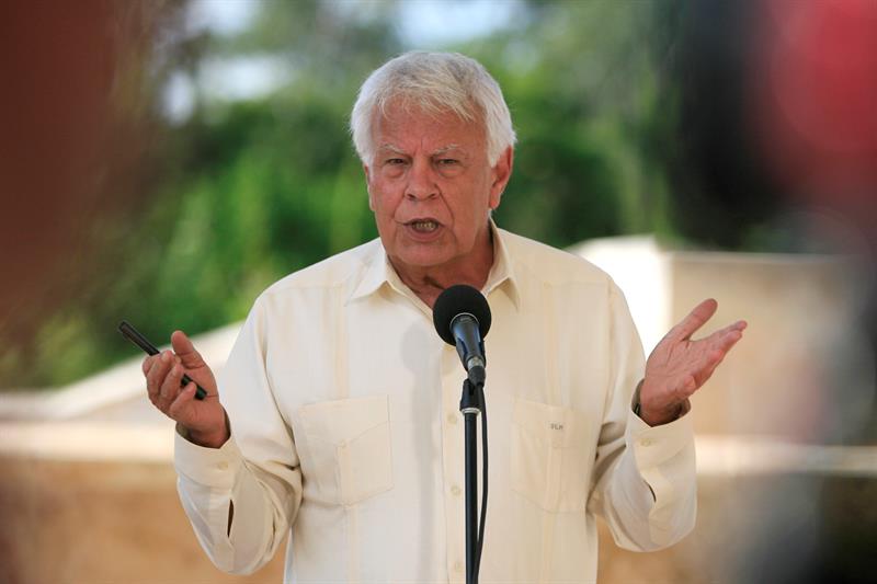 Felipe González: "A Maduro lo único que le queda es negociar cómo se va" Felipe González: "A Maduro lo único que le queda es negociar cómo se va"