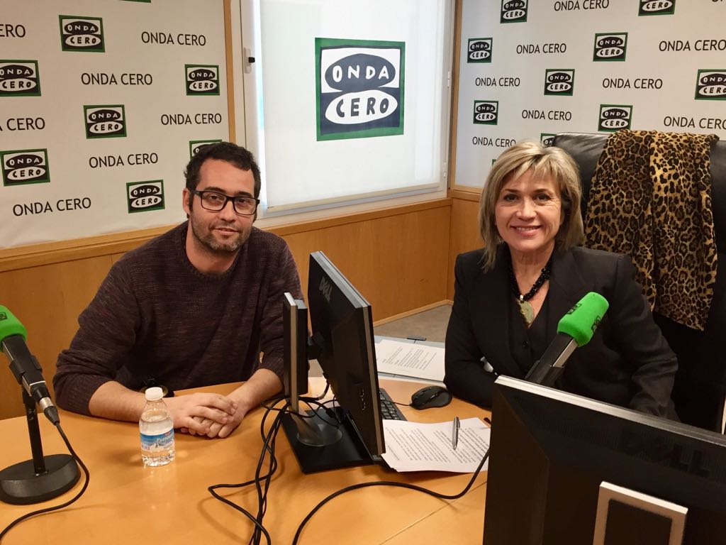 Sociedad Anónima: Manel Anoro, médico y director de una compañía de teatro Sociedad Anónima: Manel Anoro, médico y director de una compañía de teatro
