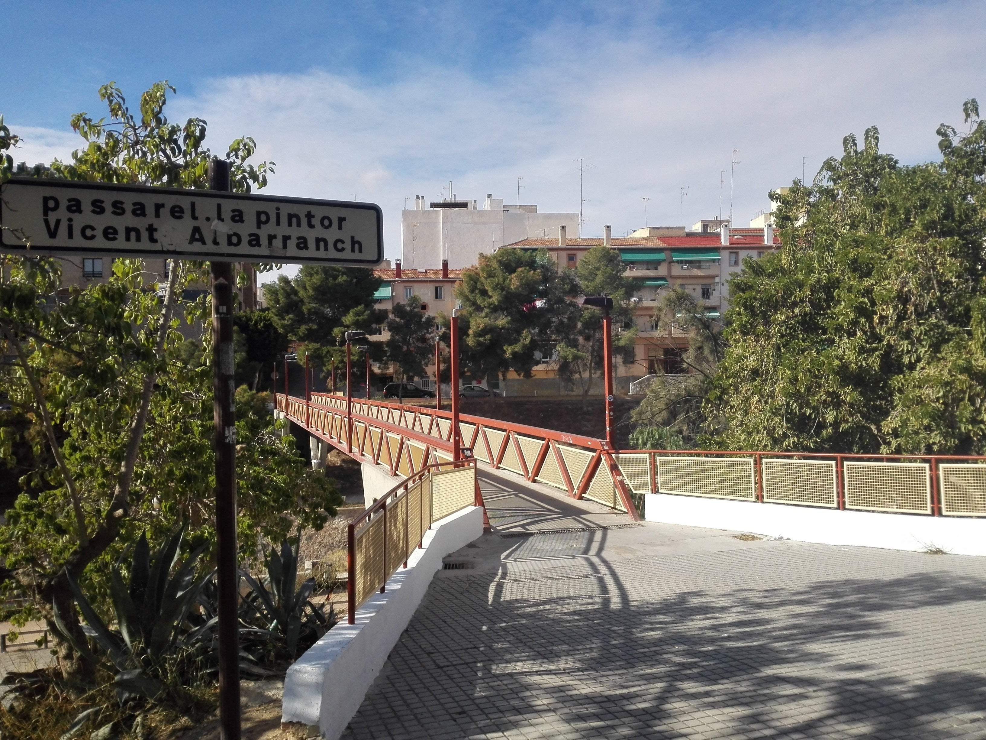 El termómetro se dispara por encima de los 30 grados en Elche, Crevillent y Santa Pola con sensación de bochorno al alza El termómetro se dispara por encima de los 30 grados en Elche, Crevillent y Santa Pola con sensación de bochorno al alza