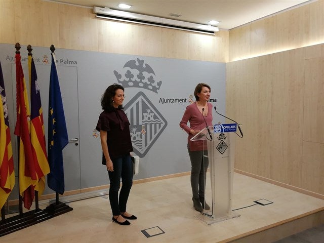 Durán exige la retirada del sistema de recogida de trastos de Palma Durán exige la retirada del sistema de recogida de trastos de Palma