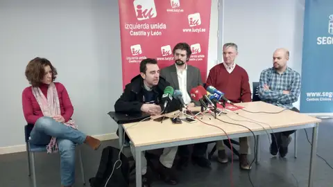 Rueda de prensa de IU con José Sarrión en Segovia Rueda de prensa de IU con José Sarrión en Segovia