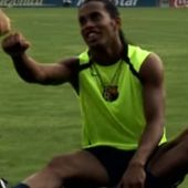 Ronaldinho, en un momento del vídeo