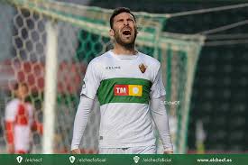 "Quiero cumplir mi contrato con el Elche, nadie me ha dicho lo contrario" "Quiero cumplir mi contrato con el Elche, nadie me ha dicho lo contrario"