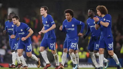 Los jugadores del Chelsea celebran la victoria Los jugadores del Chelsea celebran la victoria
