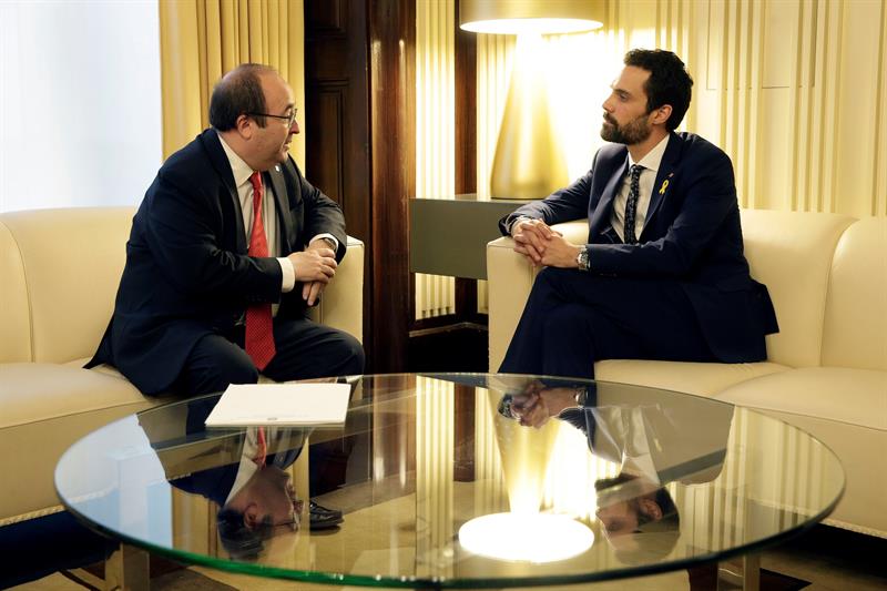 Iceta traslada a Torrent su rechazo a investir a Puigdemont a distancia y Albiol le pide que no permita su investidura Iceta traslada a Torrent su rechazo a investir a Puigdemont a distancia y Albiol le pide que no permita su investidura