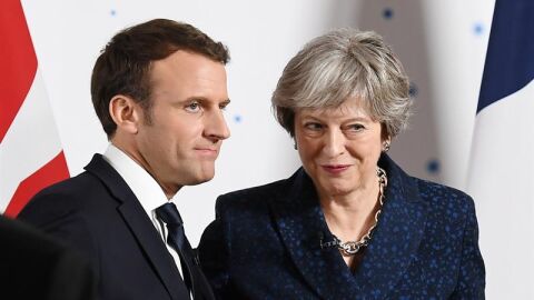 May y Macron se re&uacute;nen en Londres.