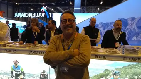 PEPE RUIZ FITUR PEPE RUIZ FITUR