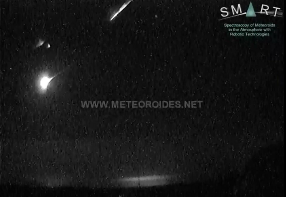 Una gran bola de fuego sobrevuela Castilla-La Mancha y Andalucía de madrugada Una gran bola de fuego sobrevuela Castilla-La Mancha y Andalucía de madrugada