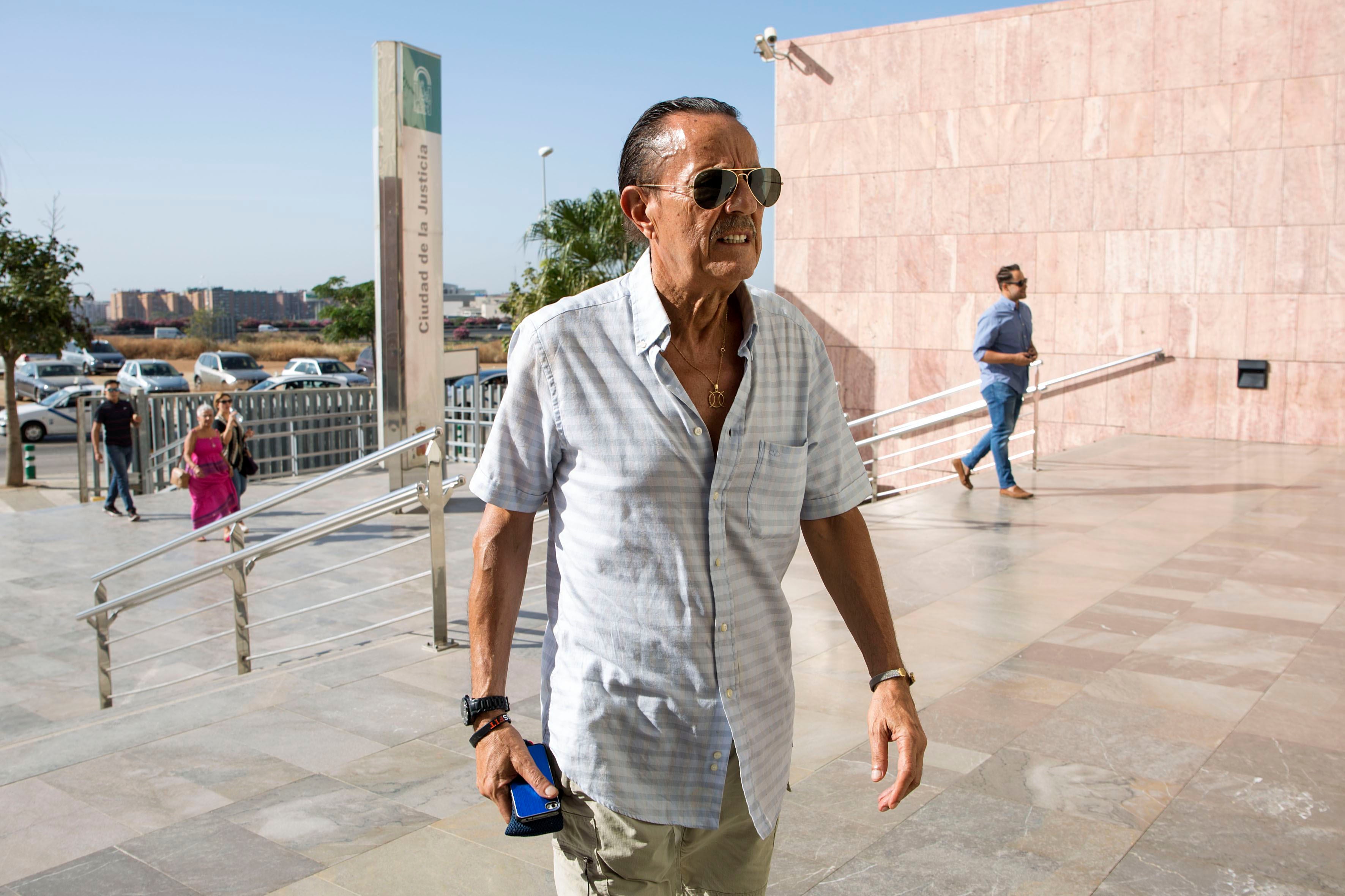 El abogado de Julián Muñoz dice que el exalcalde de Marbella ha sido privado de libertad de forma caprichosa El abogado de Julián Muñoz dice que el exalcalde de Marbella ha sido privado de libertad de forma caprichosa