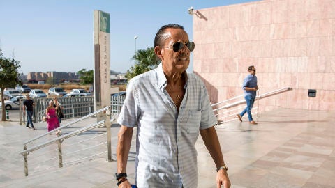 Juli&aacute;n Mu&ntilde;oz regresa a prisi&oacute;n tras salir de fiesta