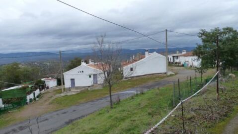 Poblado minero de Las Ti&ntilde;osas