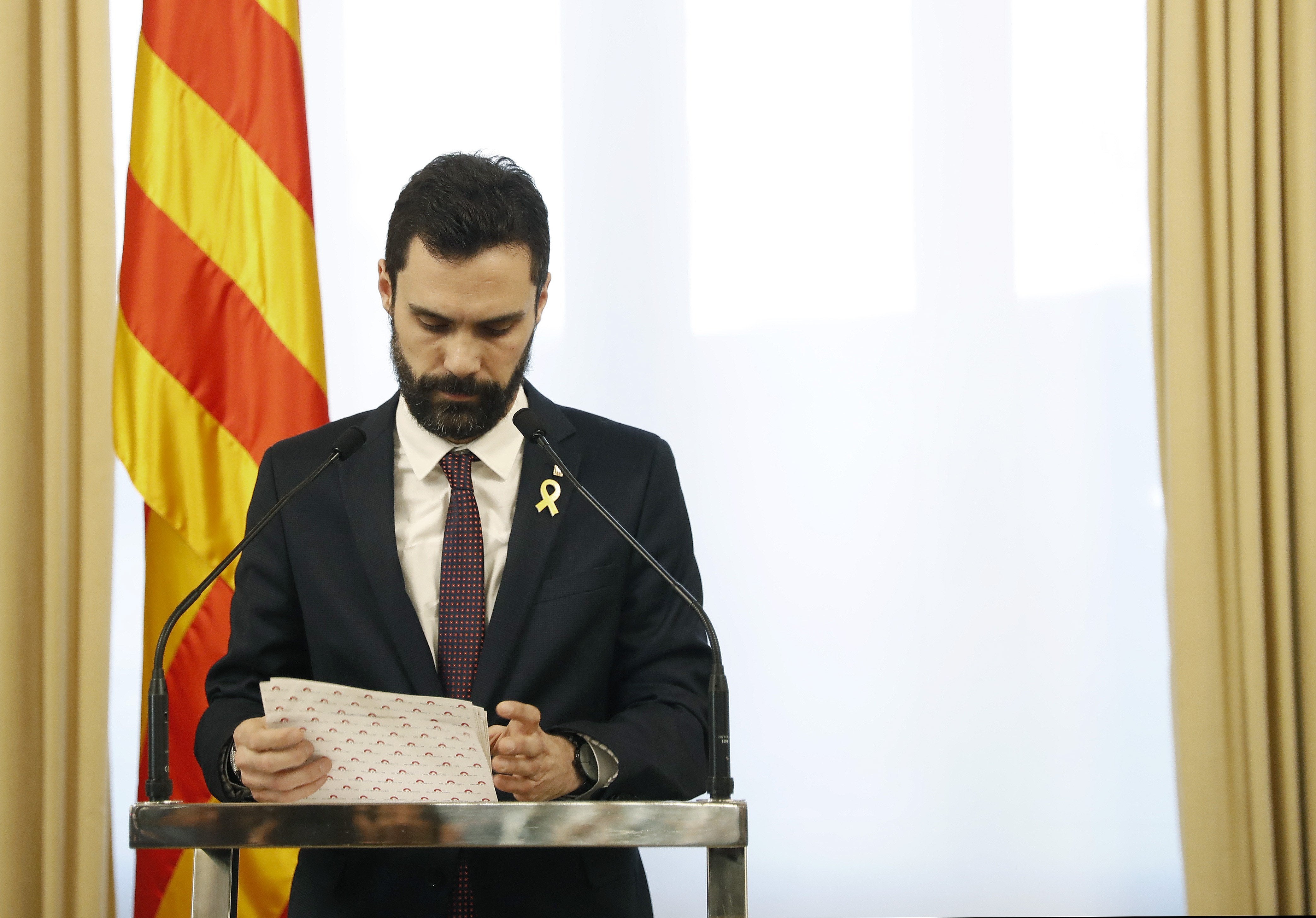 Torrent asegura que antes de comparecer llamó a Puigdemont y no respondió Torrent asegura que antes de comparecer llamó a Puigdemont y no respondió