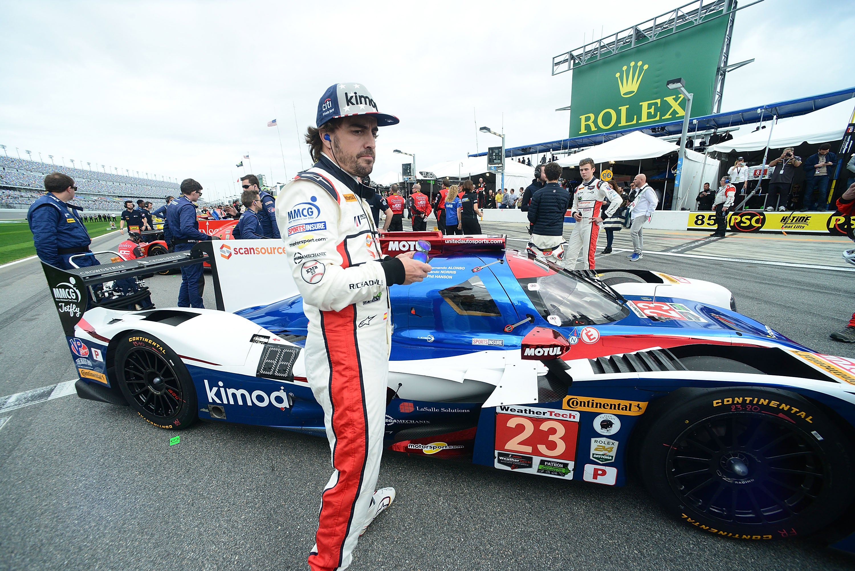 Fernando Alonso y su loco calendario para la temporada 2018 Fernando Alonso y su loco calendario para la temporada 2018