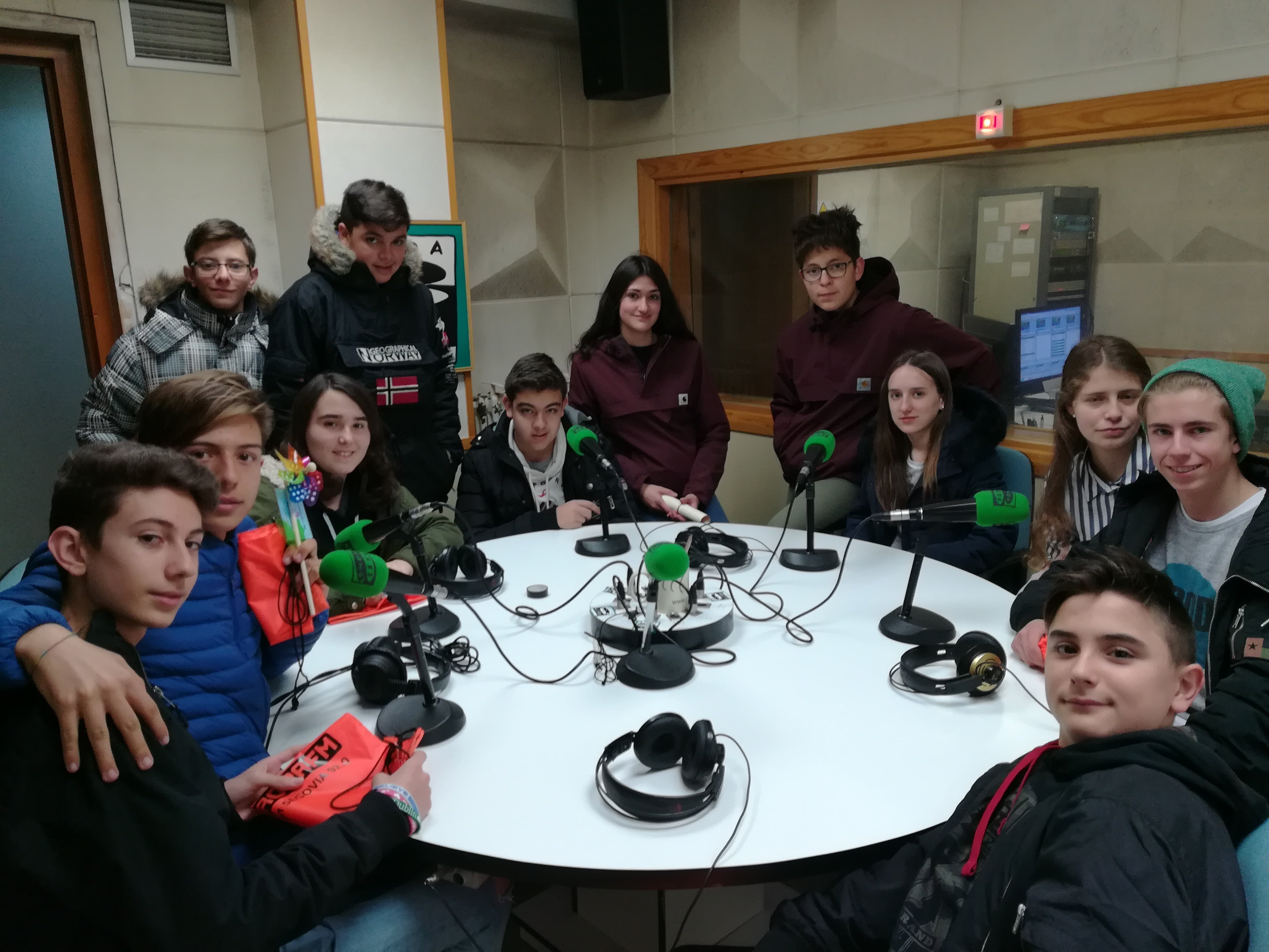 El Colegio Maristas con el Día de la Paz El Colegio Maristas con el Día de la Paz