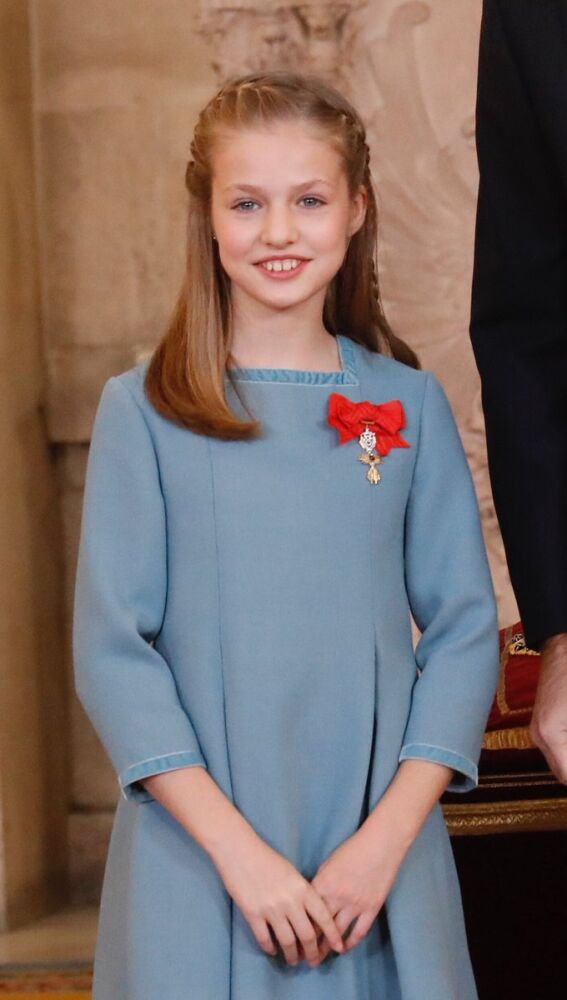 La Princesa de Asturias con el Toisón de Oro