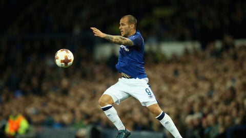 Sandro, durante un partido con el Everton