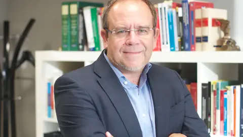 FERMÍN CRESPO ATAMA ESTRATEGIA RESPONSABLE