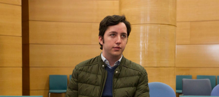 El pequeño Nicolás alega “un trastorno megalomaníaco” para evitar ser juzgado El pequeño Nicolás alega “un trastorno megalomaníaco” para evitar ser juzgado