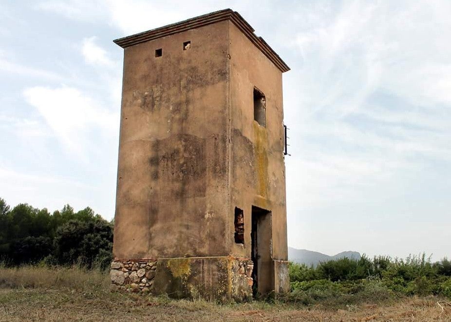Vilafamés inaugura el campo de aviación de la guerra civil como nuevo recurso turístico Vilafamés inaugura el campo de aviación de la guerra civil como nuevo recurso turístico