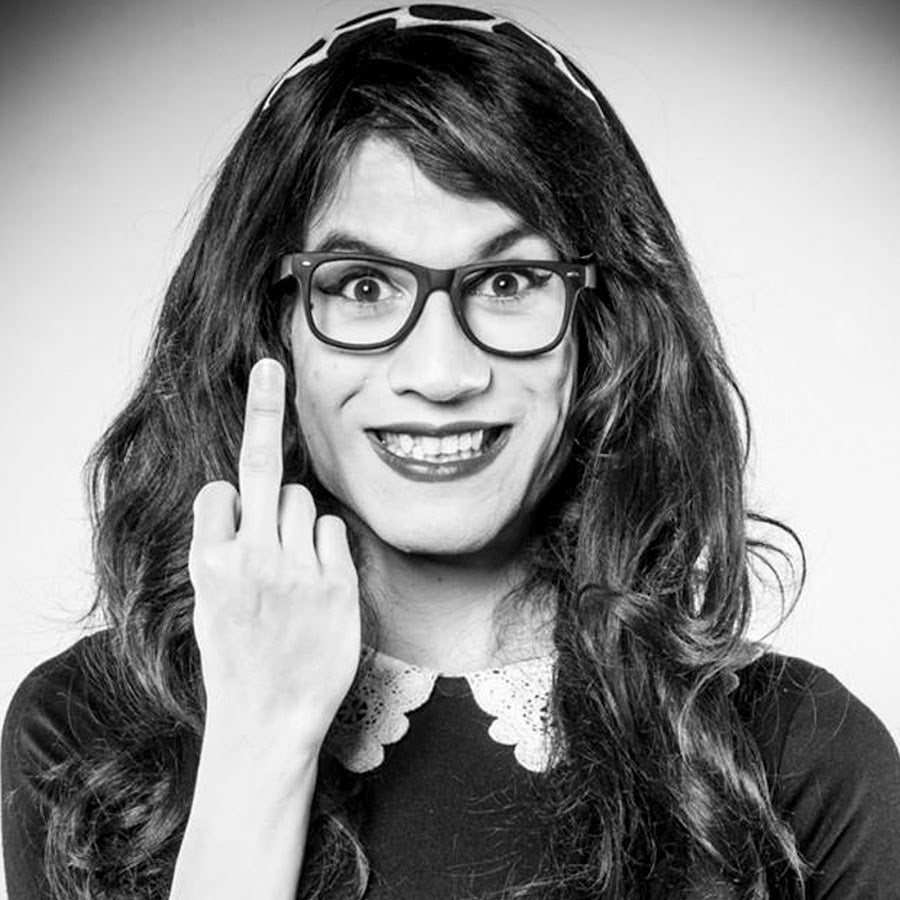 Elsa Ruiz, cómica e ilustradora transgénero: "Estoy teniendo una transición tan bonita, que ya le hubiera gustado a España" Elsa Ruiz, cómica e ilustradora transgénero: "Estoy teniendo una transición tan bonita, que ya le hubiera gustado a España"