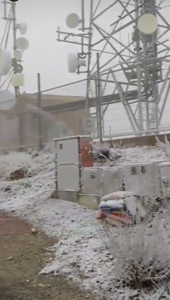 Nieve acumulada en la zona de La Vella de la sierrra de Crevillent
