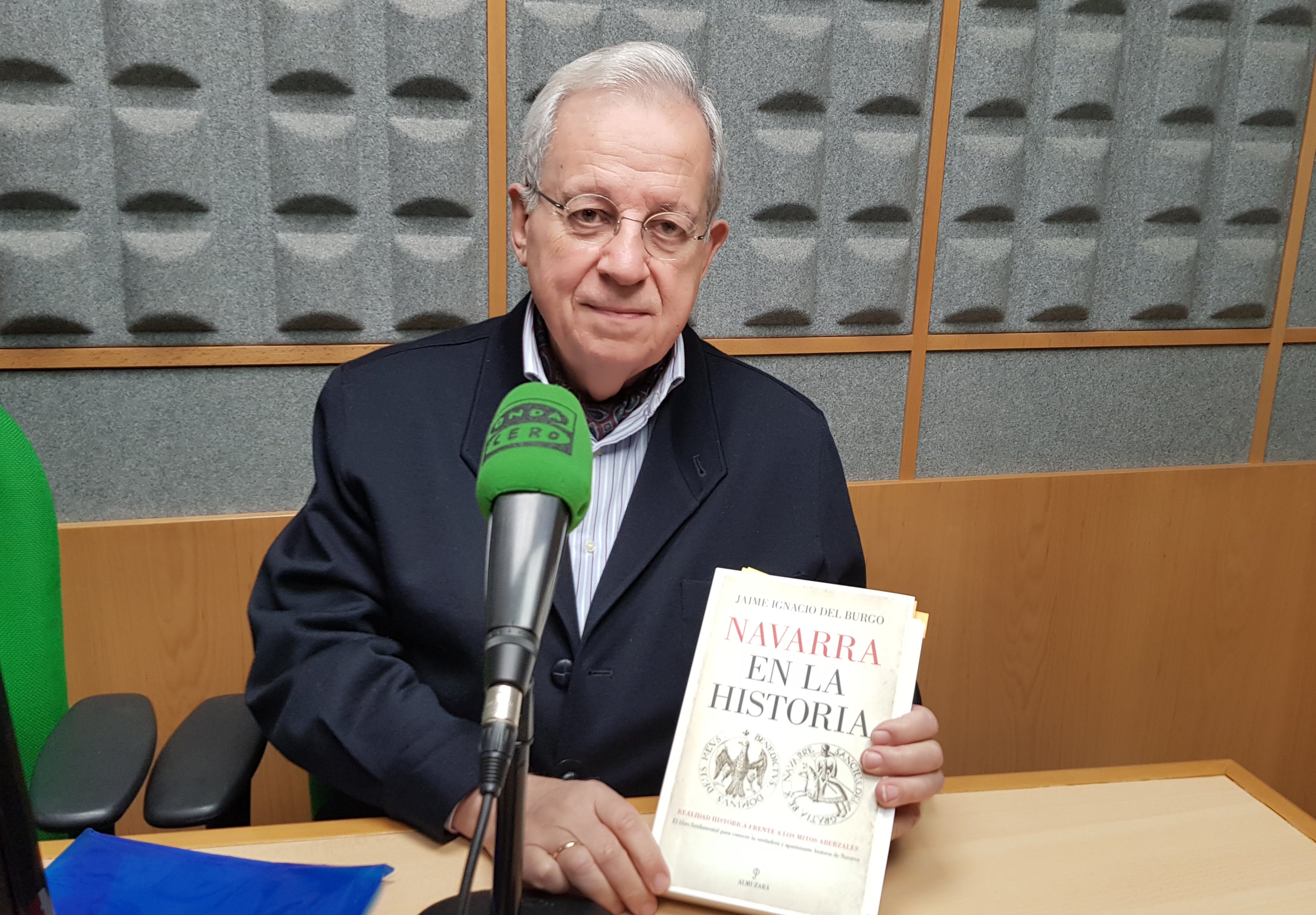 Del Burgo: "Eliminar la transitoria cuarta supondría eliminar la voz del pueblo navarro en una decisión vital". Del Burgo: "Eliminar la transitoria cuarta supondría eliminar la voz del pueblo navarro en una decisión vital".