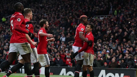 Alexis S&aacute;nchez celebrando el gol
